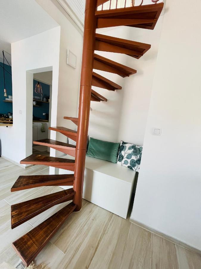 Chic Sea Front Apartment With Breathtaking Kotor Bay View Donji Stoliv Exterior foto